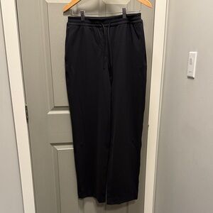 Lululemon Women’s Black Wide Leg Pants